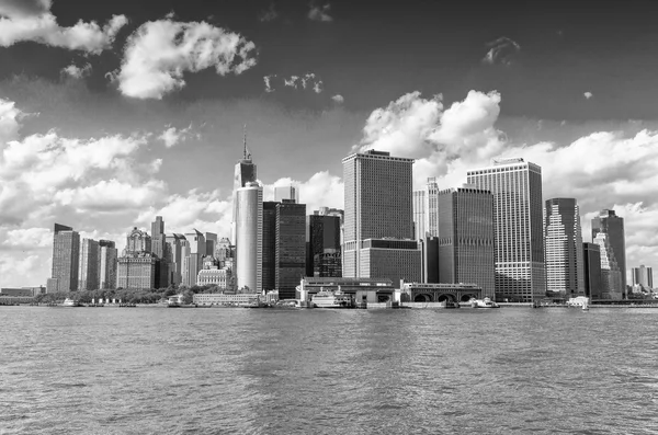 Lower Manhattan op een mooie dag — Stockfoto