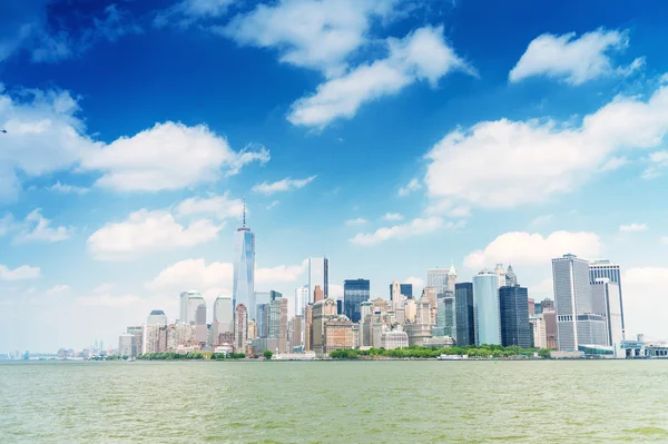 Magnificencia del horizonte del centro de Manhattan — Foto de Stock