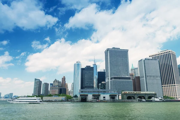 Skyline del Bajo Manhattan — Foto de Stock