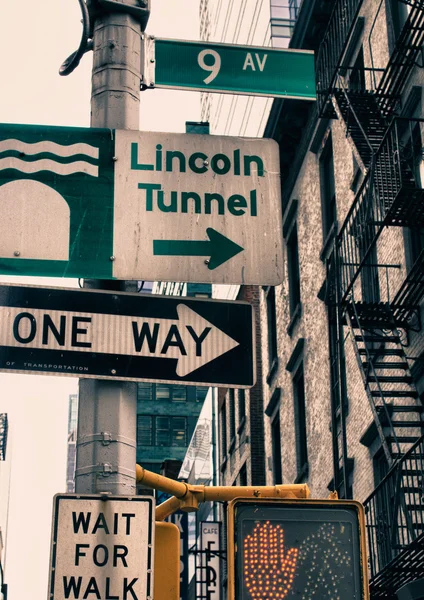 Дорожные знаки Нью-Йорка — стоковое фото