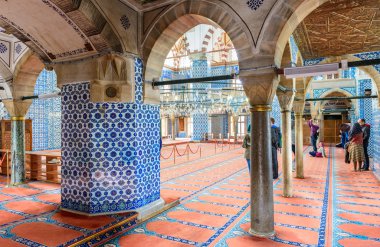 Rüstem Paşa Camii iç