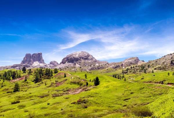 Superbes sommets de Dolomites — Photo