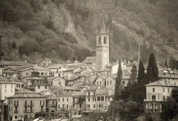 Small town on Lake Como — Stock Photo, Image