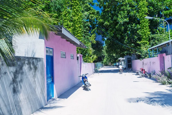 Maisons colorées de l'île tropicale — Photo