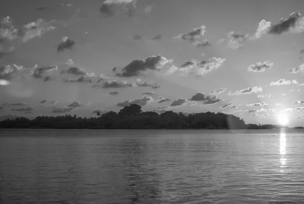 Infrared sunset in Maldives — Stock Photo, Image