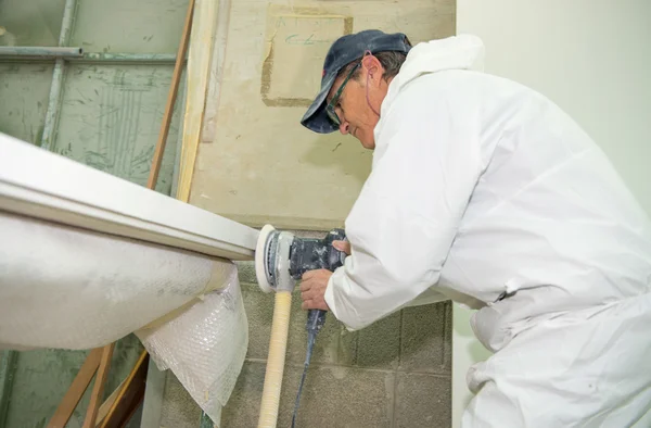 Proceso de fabricación de carpintería con madera en el centro de mecanizado — Foto de Stock