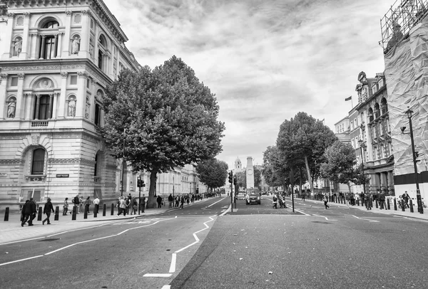 Londons Skyline an einem Sommertag — Stockfoto