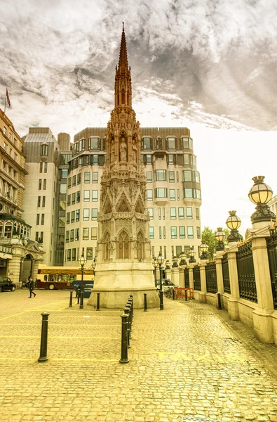 London Panorama na letní den — Stock fotografie