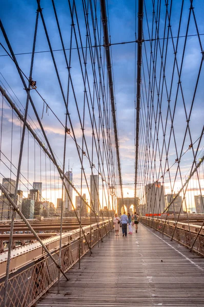 Ciudad de Nueva York horizonte nocturno — Foto de Stock