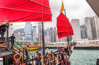 Hong Kong - 14 Nisan 2014: Ünlü Aqua Luna bir bahar gününde. Bu