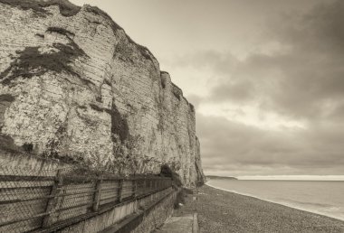 Normandiya kıyılarında, Fransa