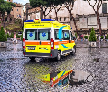 nrome - 14 Haziran 2014: turist ziyaret Villa Borghese. City adlı
