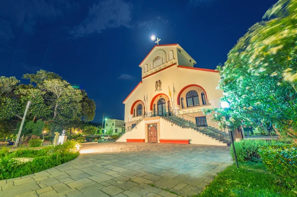 Kos, Grecia. Las calles de la isla por la noche en verano — Foto de Stock