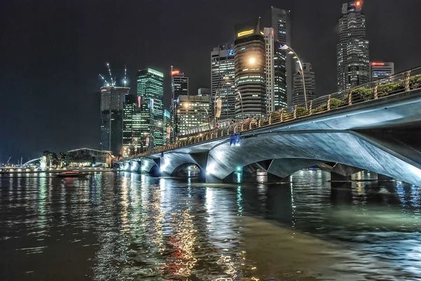 新加坡晚天际线 — 图库照片