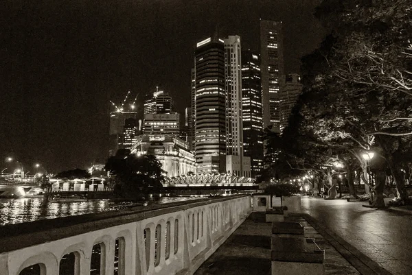 Singapore skyline in schwarz und weiß — Stockfoto