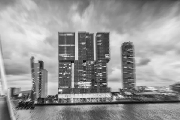 Rotterdam night skyline on a stormy evening, blurred view — Stock Photo, Image