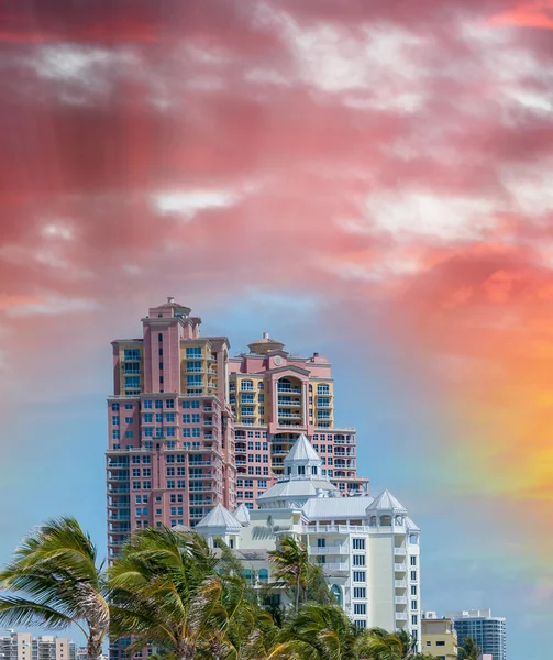 Skyline of Fort Lauderdale at sunset, Florida — Stock Photo, Image