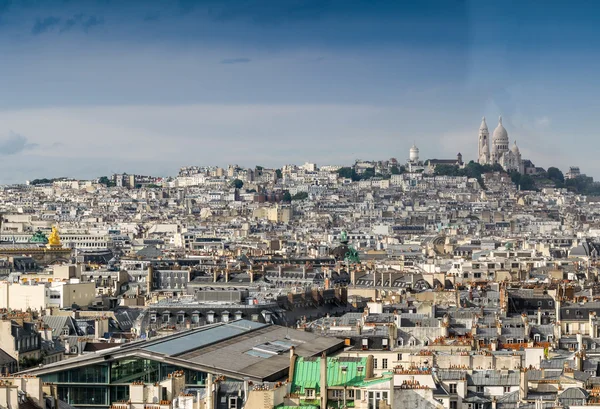 Εντυπωσιακή Αεροφωτογραφία του Παρισιού σε μια καλοκαιρινή μέρα — Φωτογραφία Αρχείου