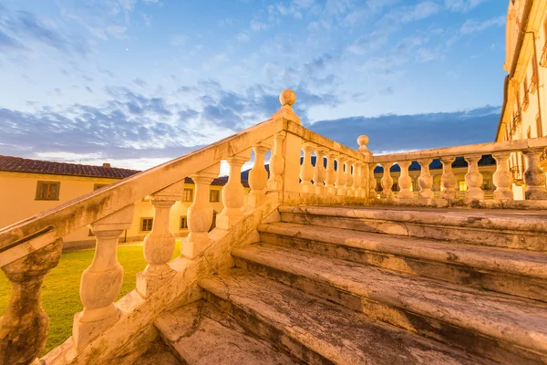 Charterhouse de Pisa. Certosa di Calci ao pôr do sol — Fotografia de Stock