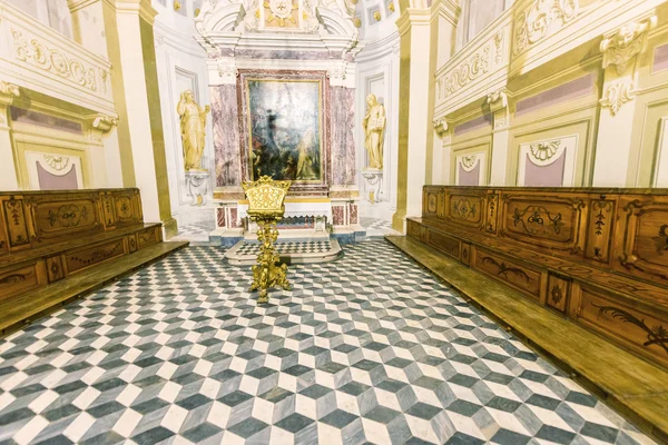 PISA, ITALIA - 16 DE MAYO DE 2015: Interior de Calci Charterhouse. El — Foto de Stock