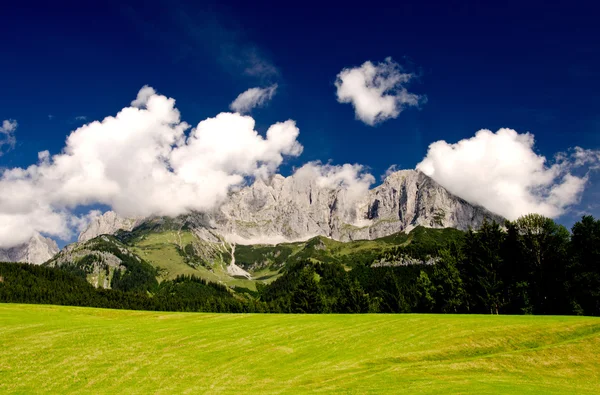 奥地利阿尔卑斯山的性质 — 图库照片