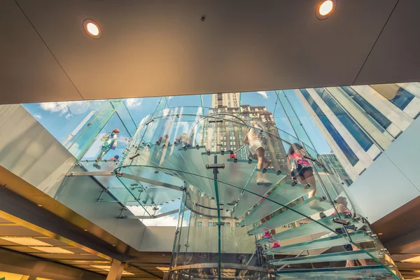 Interieur van Apple Store in New York — Stockfoto