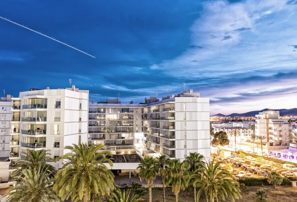 Ibiza skyline no pôr-do-sol de verão — Fotografia de Stock