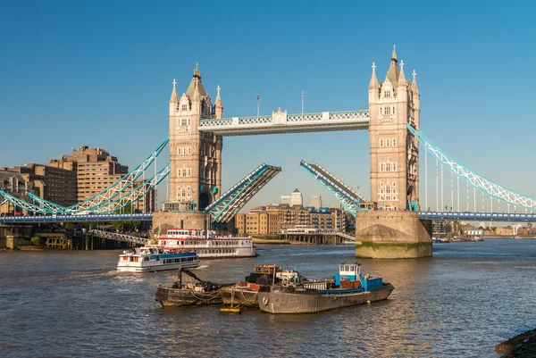 De tower bridge, london. — Stockfoto