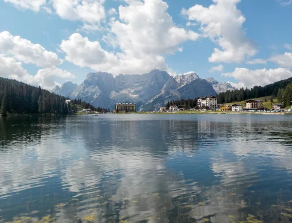 Lake in Italian Alps — Stock Photo, Image