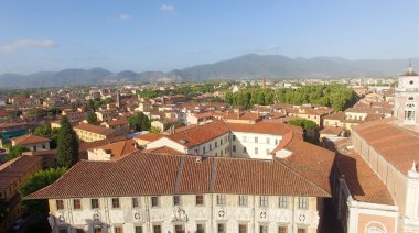İtalya Pisa şehrin havadan görünümü