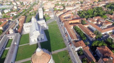 Mucizeler Meydanı Panorama, Pisa.