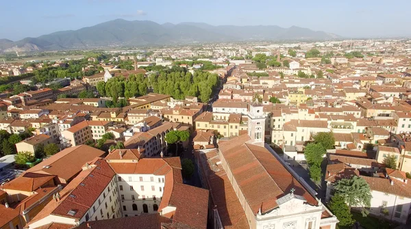 İtalya Pisa şehrin havadan görünümü