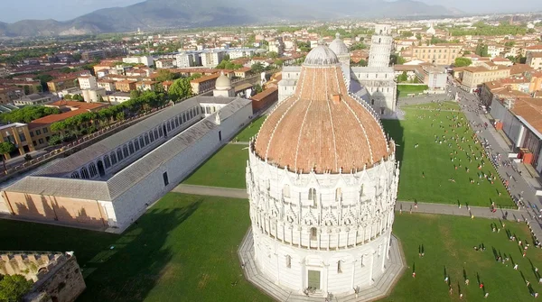 Mucizeler Meydanı, Pisa. Havadan görünümü — Stok fotoğraf