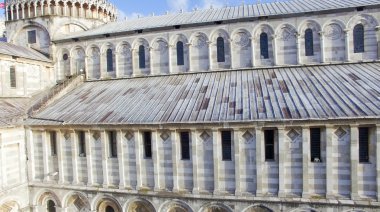 Pisa. Katedral Meydanı cehennem içinde havadan görünümü