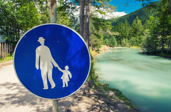 Pedestrian zone sign on lake — Stock Photo, Image