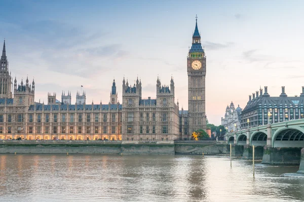 Casas del Parlamento - Londres, Reino Unido —  Fotos de Stock