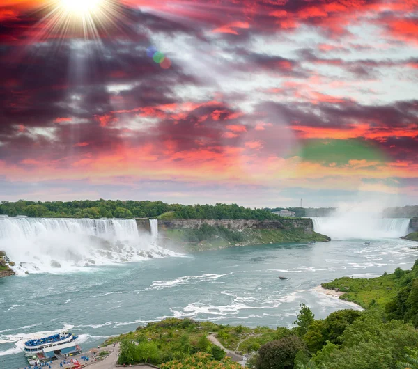 Panorama van Niagara waterval — Stockfoto