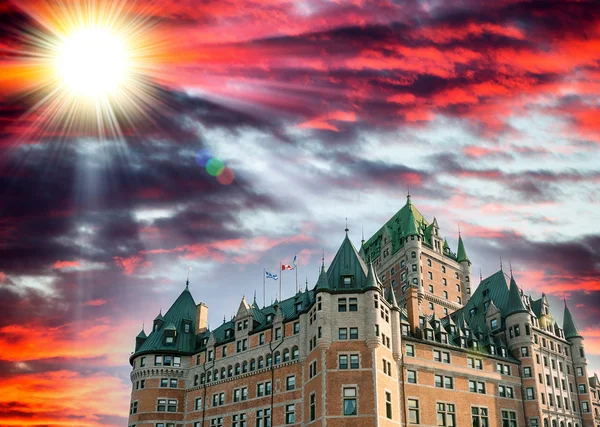 Отель де Фронтенак в Квебеке — стоковое фото