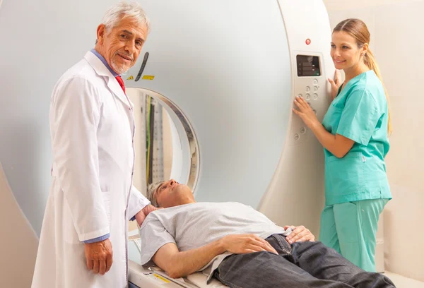 Patiënten die mri-scan — Stockfoto