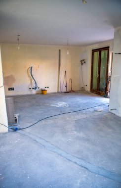 Seramik Döşeme Döşemeleri Kuruluyor: Kusursuz Ev Yenilemesi İçin Araçlar, Teknikler ve İpuçları.