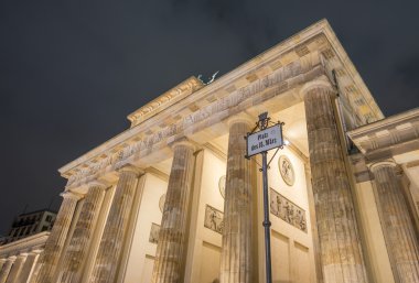 Brandenburg Kapısı, gece, berlin