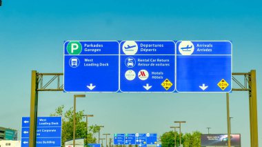 Calgary, Kanada - 23 Temmuz 2024: Karınca YYC Uluslararası Havalimanı.