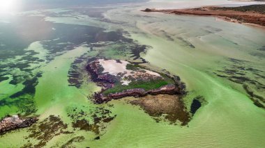 Drone photography of Eagle Bluff near Monkey Mia showing cliffs, beaches, and natural landscape.