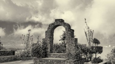 Bali 'de gölle çevrili Pura Ulun Danu Beratan Bedugul tapınağının manzarası.