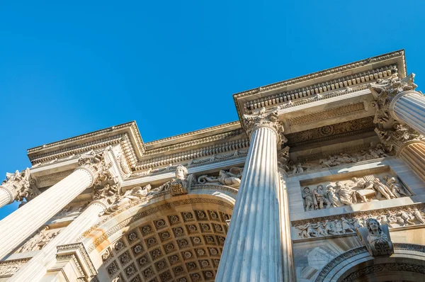 Arc of Peace in Milan. — Stock Photo, Image