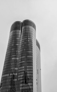 Manhattan 'ın Kentsel Kanyonu: New York sokaklarını çevreleyen gökdelenler.