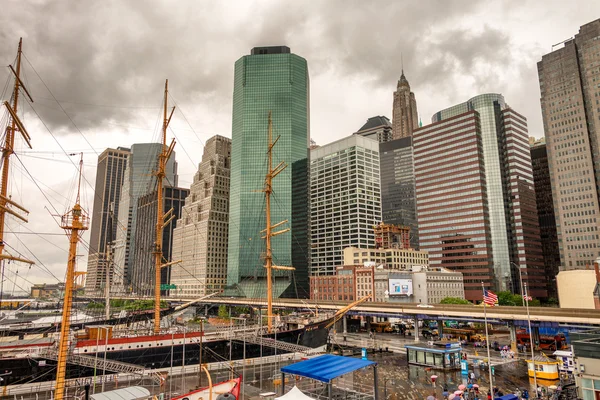 Pier 17 in New York — Stockfoto