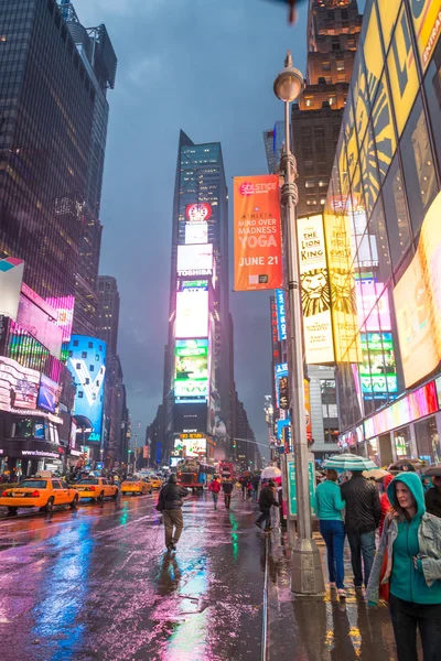 Night Times Square em Nova York — Fotografia de Stock