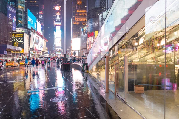 Noční náměstí Times Square v New Yorku — Stock fotografie