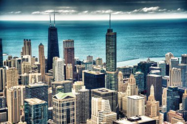 Chicago 'nun gökyüzü manzarası. Gökdelenler ve şehir simgeleri, Illinois